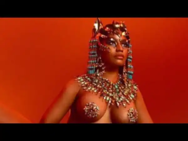 Nicki Minaj - Nip Tuck